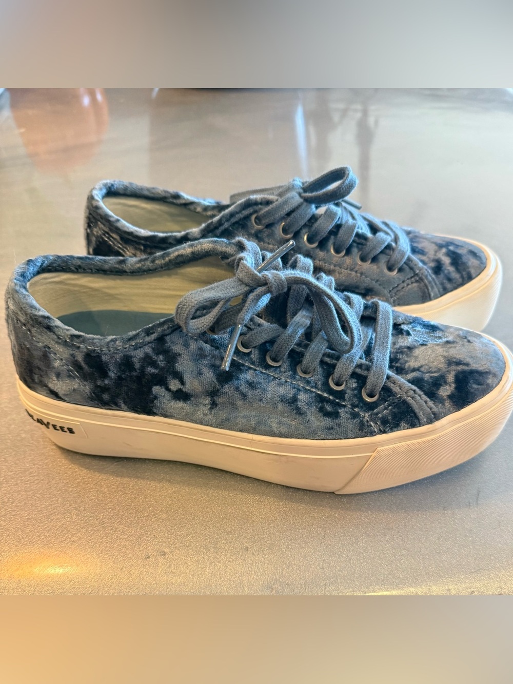 SeaVees Women's Crushed Velvet Platform Low-Top Sneakers - Charcoal Blue